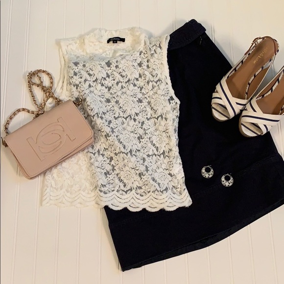 Tops - Lace top Tops - Lace top